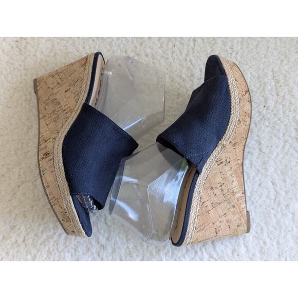 American Rag Womens Shira Peep Toe Special Occasion Platform Sandals Navy 8M - Picture 3 of 9